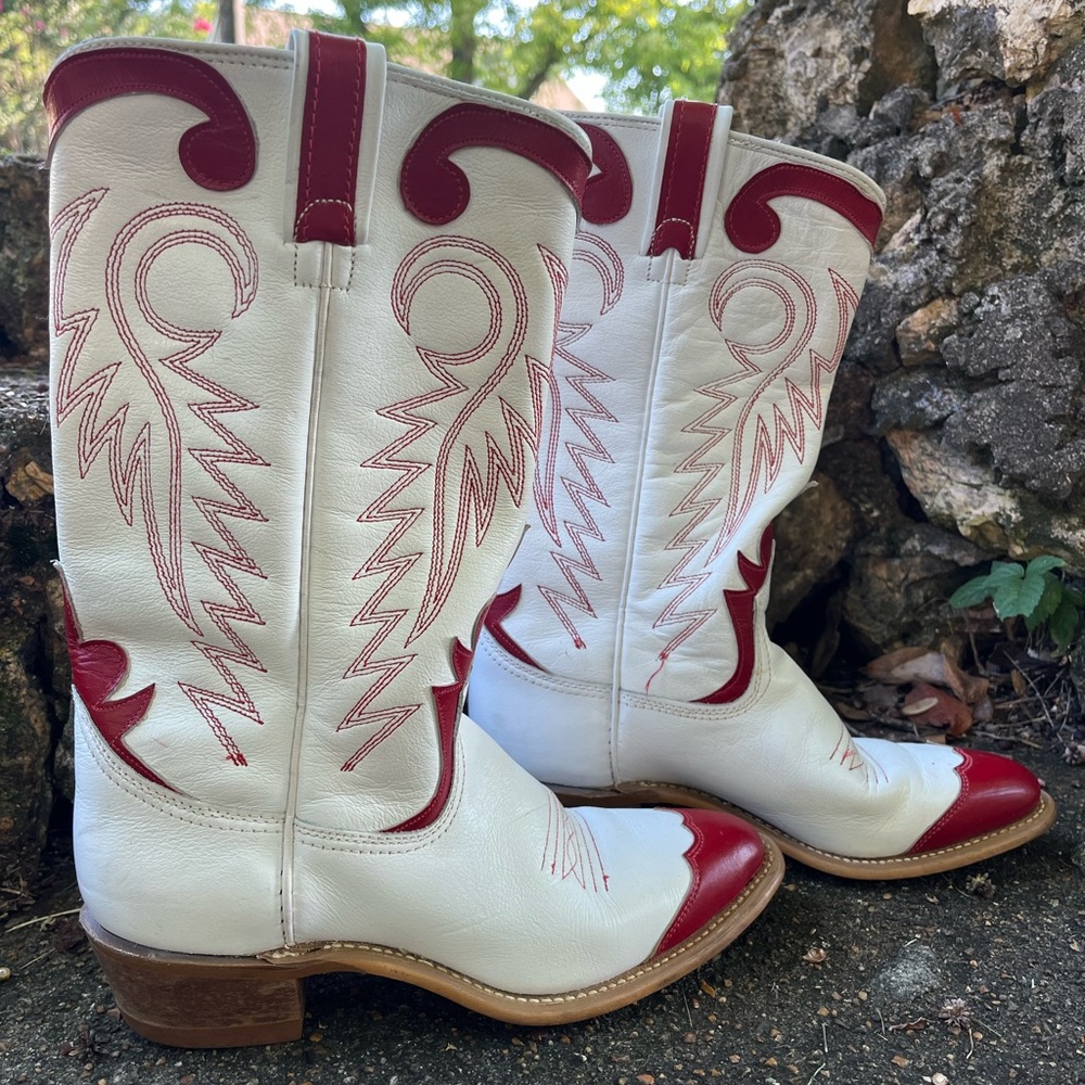 Vintage cowgirl boots size 6